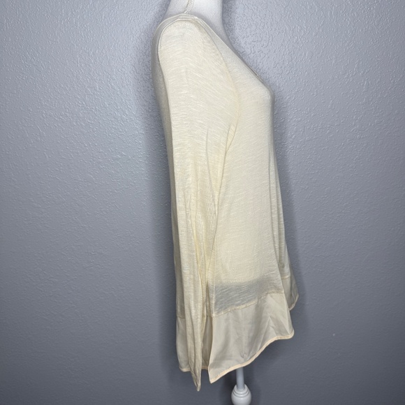 NWT BCBG Maxazria Ivory Long sleeve tunic top sheer triming on the bottom -cp - Picture 5 of 12